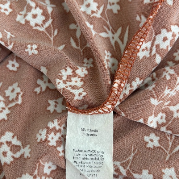 Gilli Rust Color w/White Floral Pattern Women's Small Top Nice Weight Oversized - Picture 7 of 9